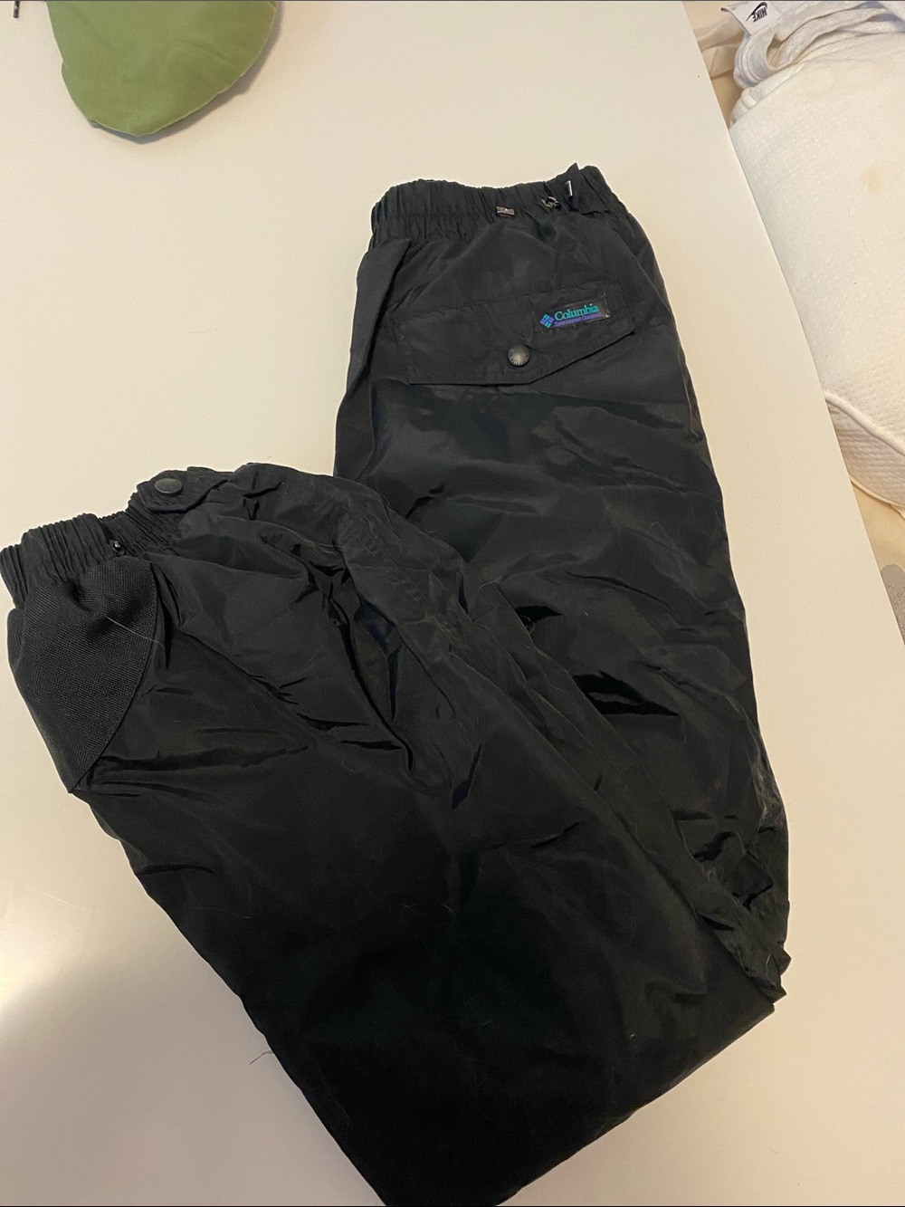 Columbia Black Women’s Snow Pants with Snap at ankle